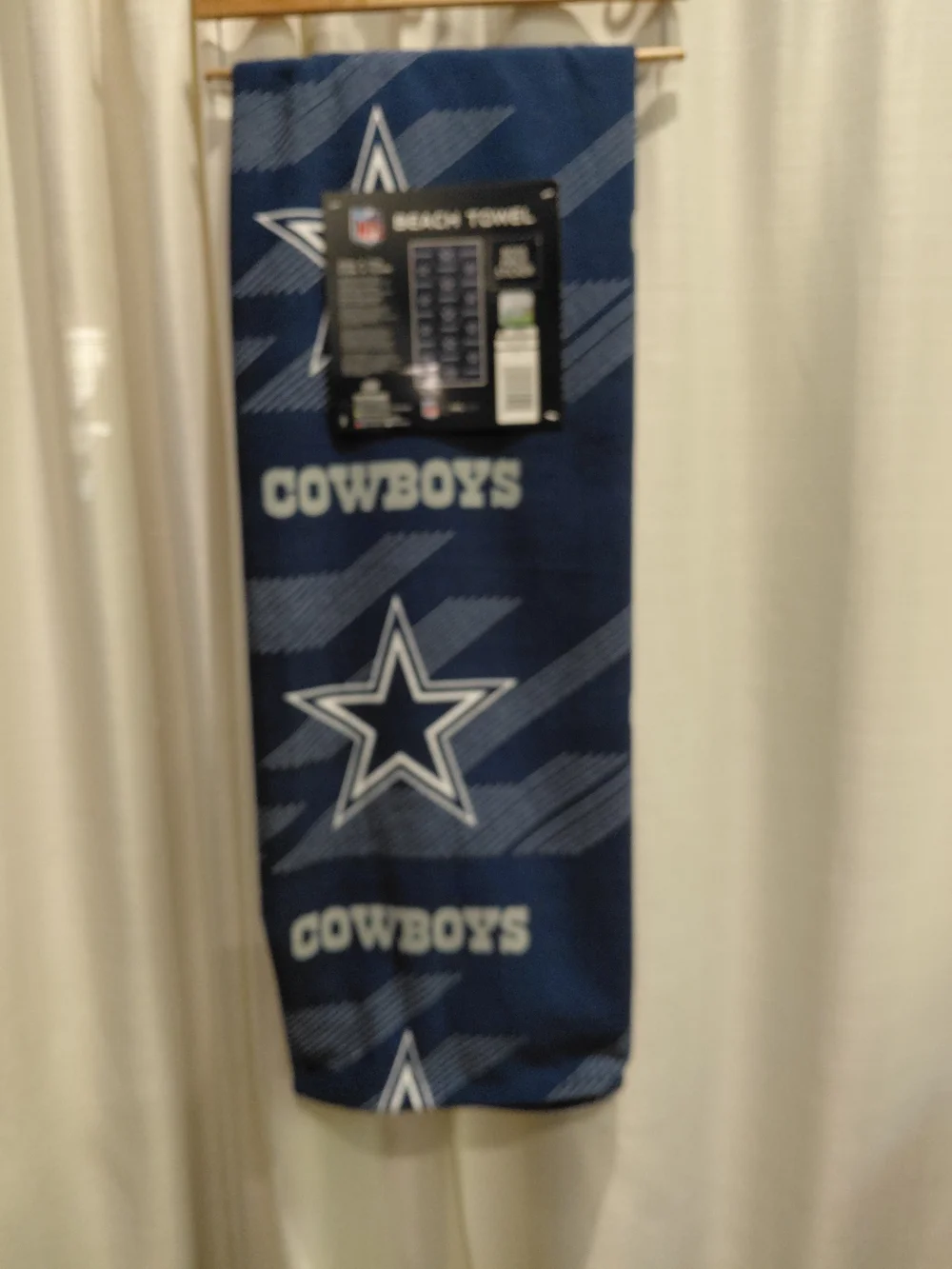 NWT Dallas Cowboys Navy Beach Towel - Official NFL Team Design